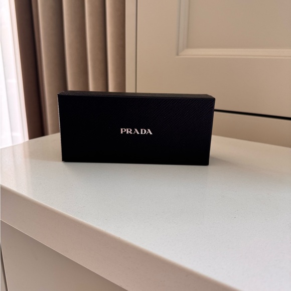 Prada Box - Picture 6 of 6